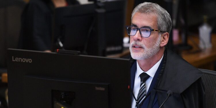 STJ aplica gênero em caso de tráfico em presídio