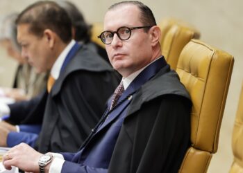 STF julgará caso de venda de sentenças no STJ, decide Zanin